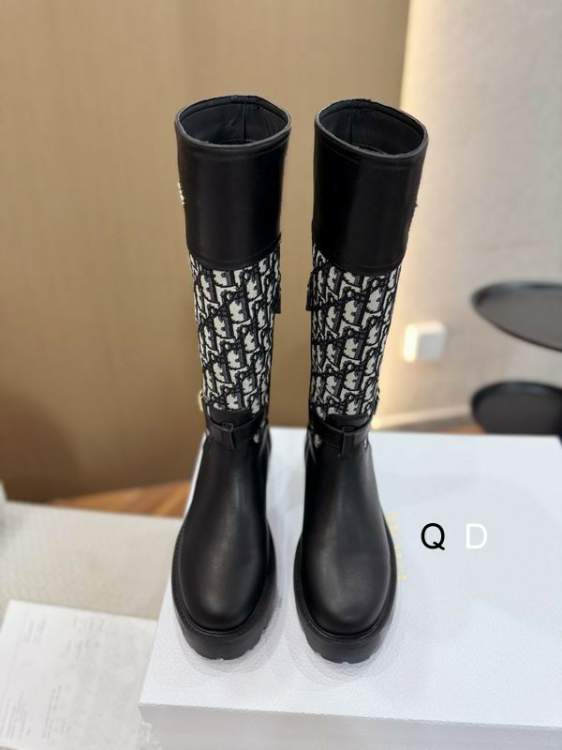 Picture of Dior Shoes _SKUDiorsz35-40GDT11033460